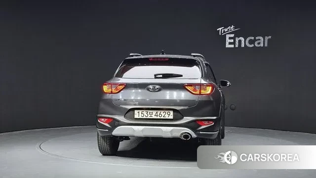 Kia Stonic id 3391596 из Кореи 14