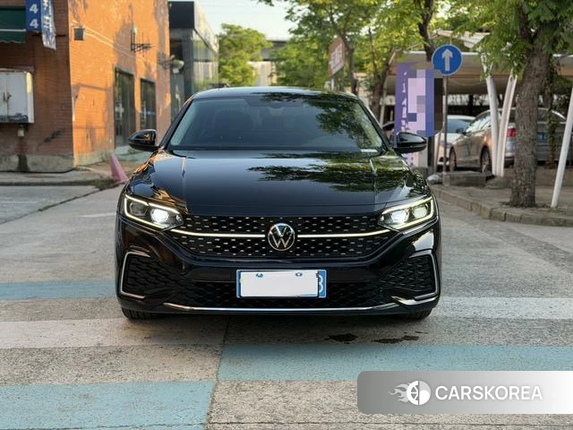 Volkswagen Passat id 4276320 из Китая 7