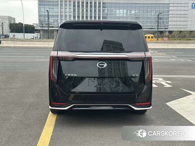 GAC Trumpchi Trumpchi E9 PHEV id 4242027 из Китая 8