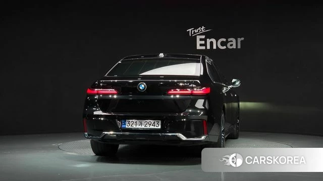 BMW 7 Series (G70) id 4706395 из Кореи 24