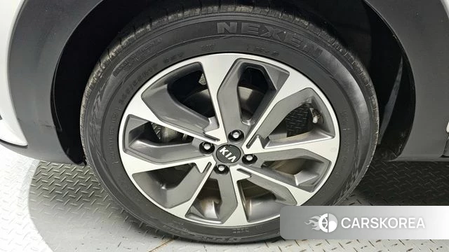 Kia Stonic id 3820225 из Кореи 14