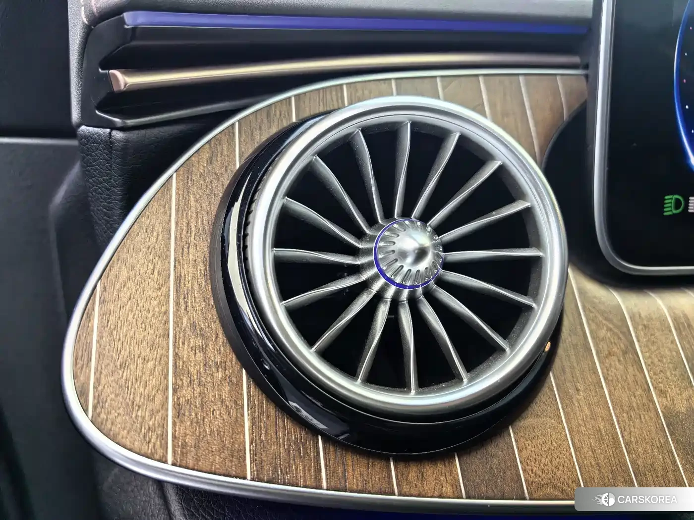 Mercedes-Benz EQE id 4679445 из Китая 15