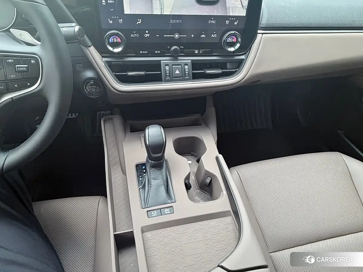 Lexus ES id 4600394 из Китая 11