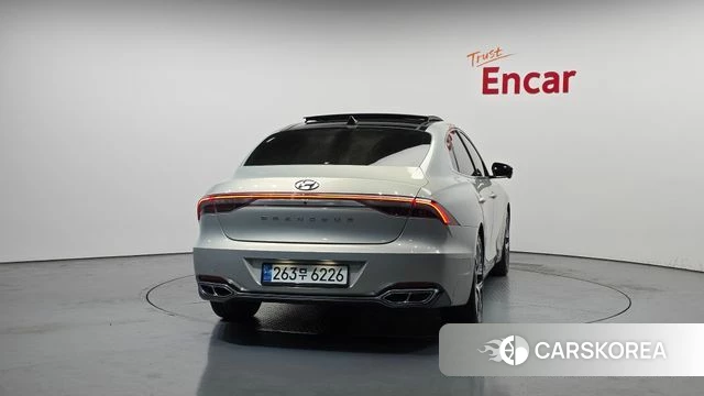 Hyundai The New Grandeur IG id 3965246 из Кореи 14