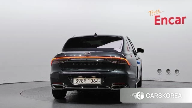 Hyundai The New Grandeur IG id 4323510 из Кореи 26