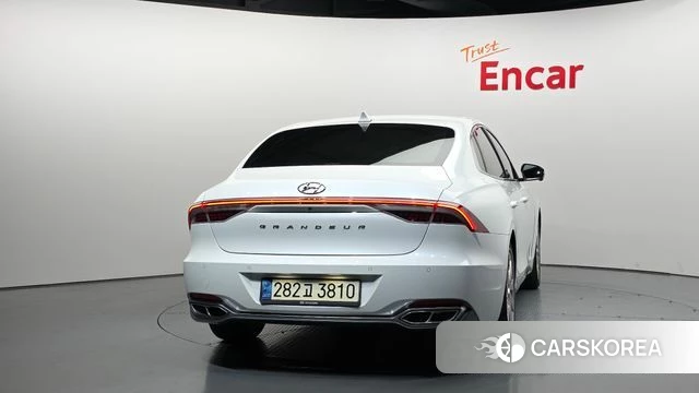 Hyundai The New Grandeur IG Hybrid id 4501341 из Кореи 14