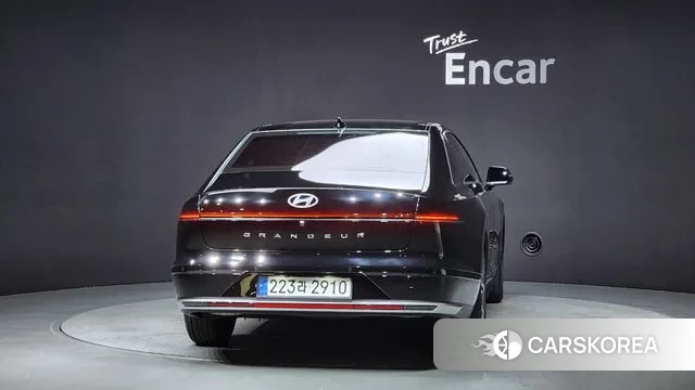 Hyundai Grandeur Hybrid (GN7) id 2984342 из Кореи 14