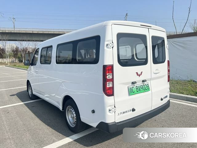 Wuling Automobile Wuling Yangguang id 3920361 из Китая 9