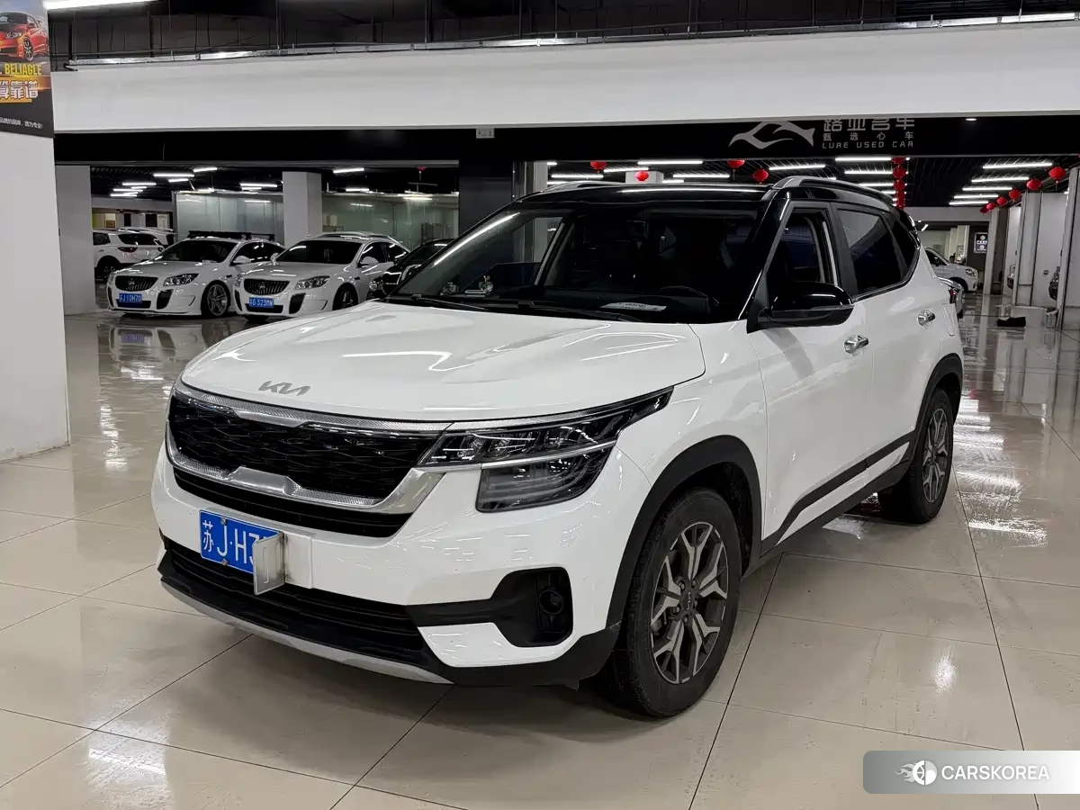 Kia KX3 2022 Белый из Китая, фото 4