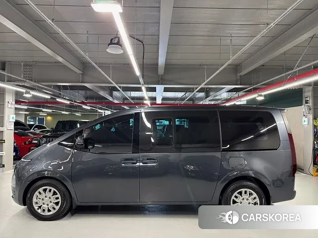 Hyundai Staria id 3669006 из Кореи 14