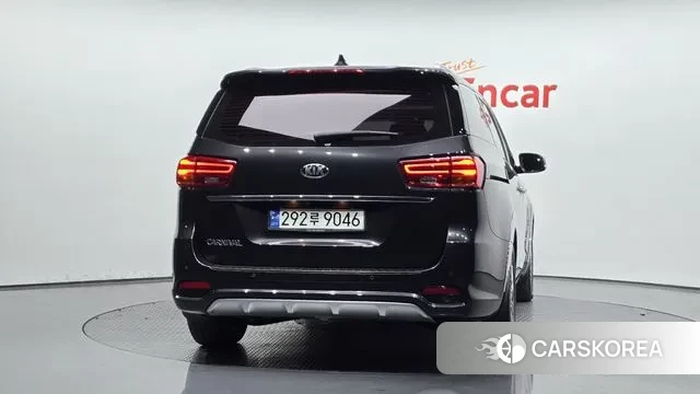 Kia The New Carnival id 3444236 из Кореи 14