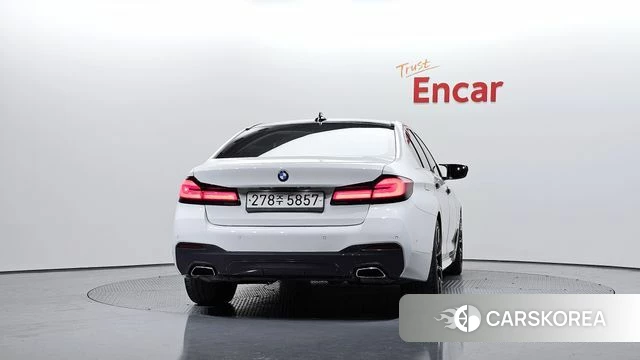 BMW 5 Series (G30) id 3866525 из Кореи 14