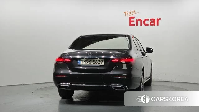 Mercedes-Benz E-Class W213 id 4657435 из Кореи 29