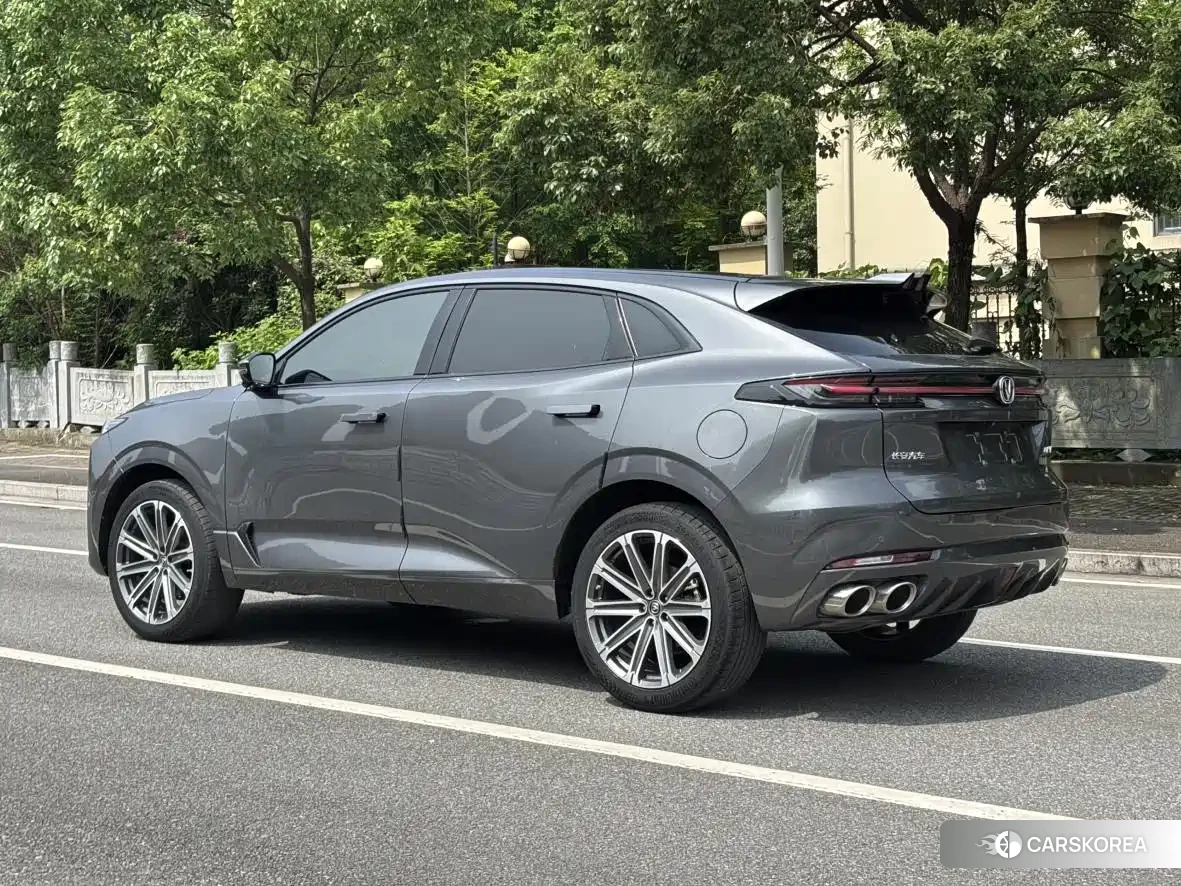 Chang'an Changan UNI-K id 4547365 из Китая 10