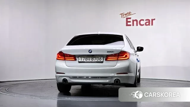 BMW 5 Series (G30) id 3439608 из Кореи 14