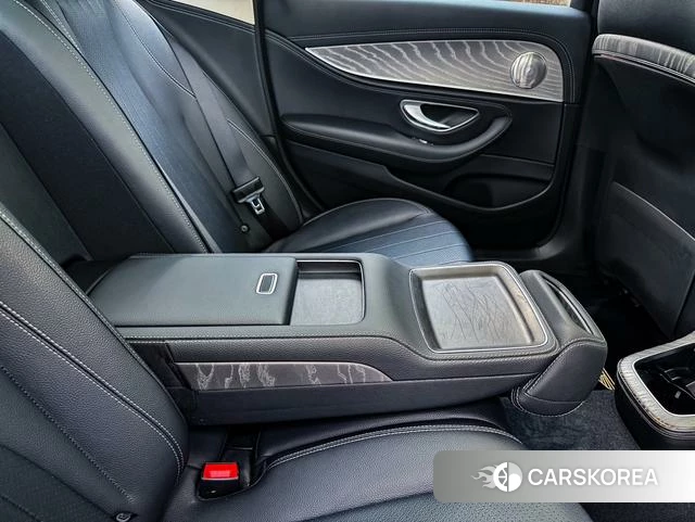 Mercedes-Benz E-class id 4278073 из Китая 13