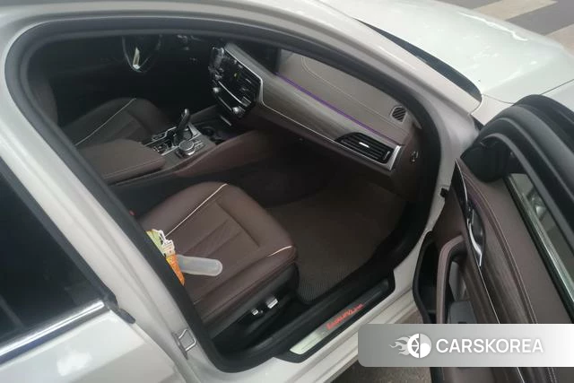 BMW 5 series PHEV id 4257625 из Китая 11