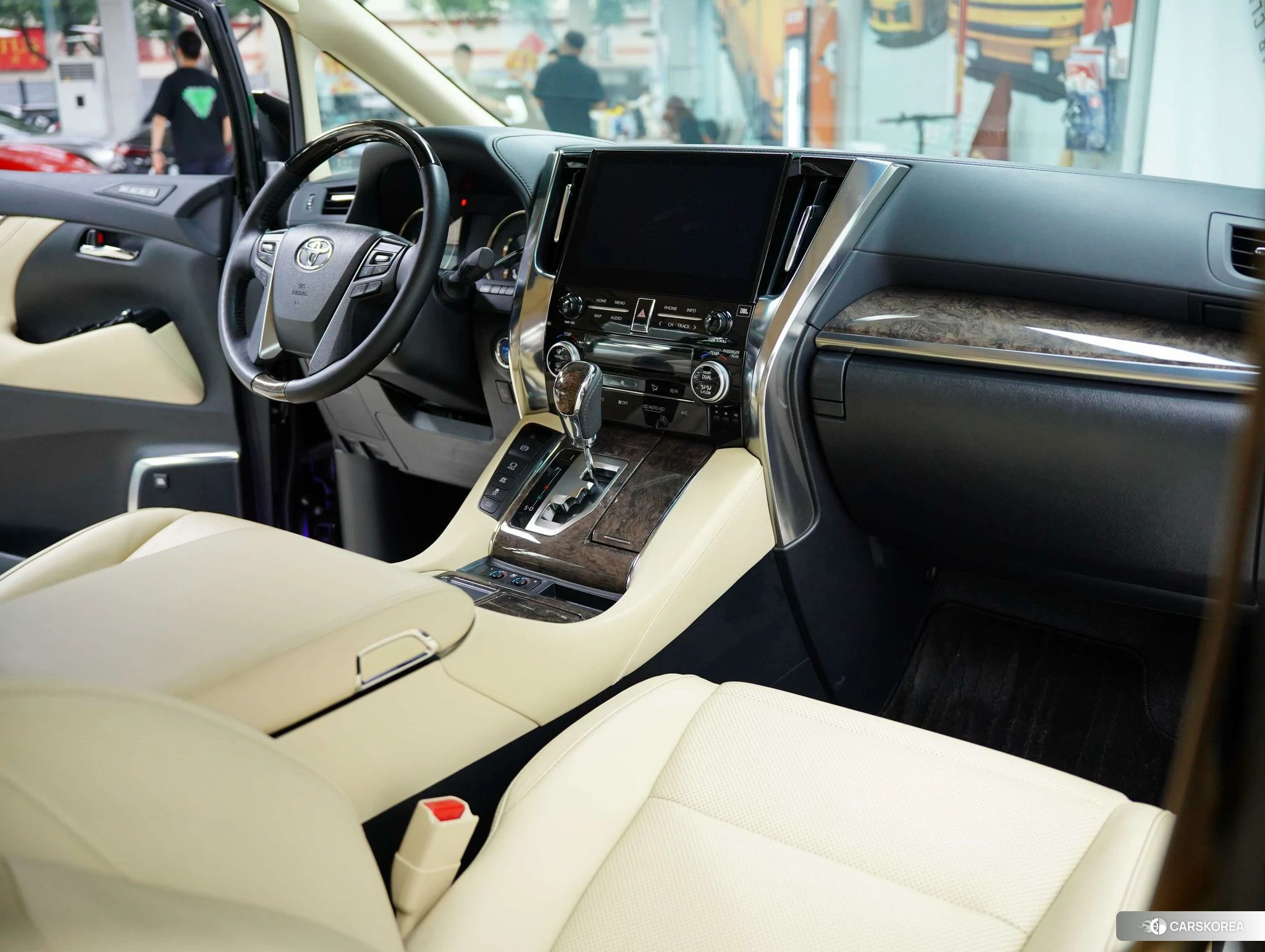 Toyota Elfa id 4511019 из Китая 34