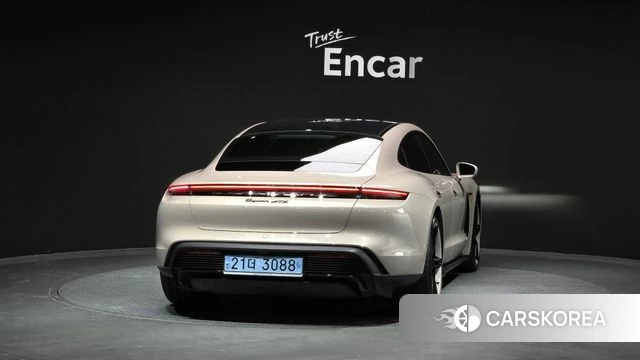 Porsche Taycan id 3798973 из Кореи 14