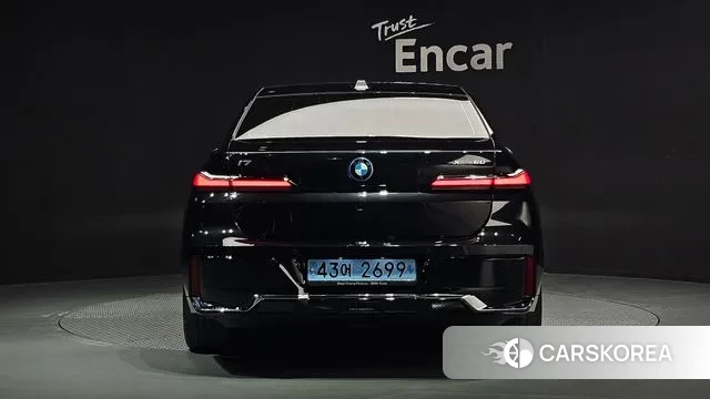 BMW i7 (G70) id 3207065 из Кореи 14