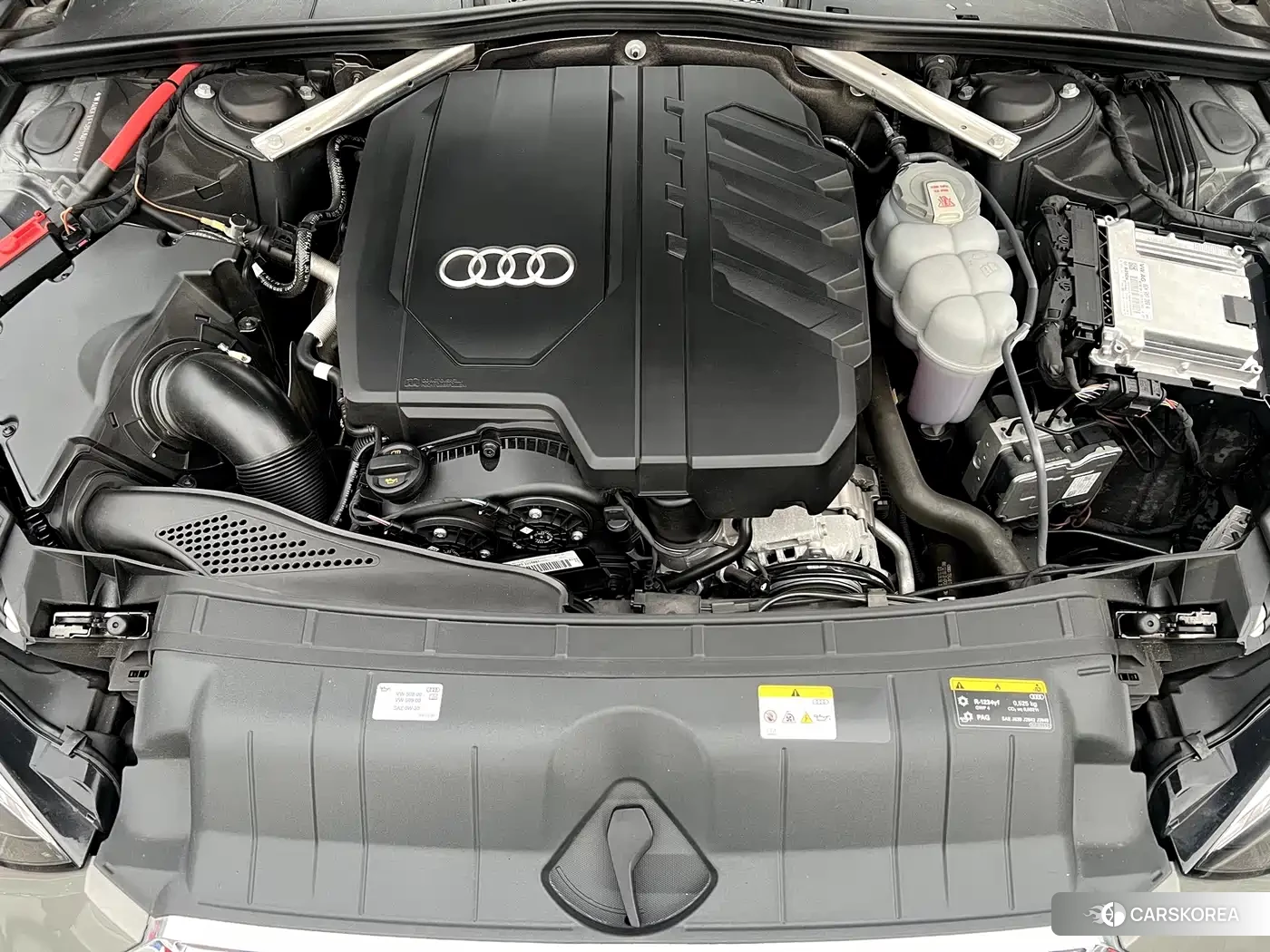 Audi A5 2024 Silver/gray из Китая, фото 4