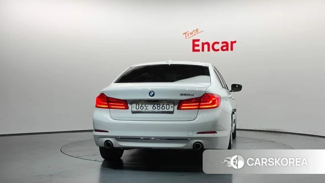 BMW 5 Series (G30) id 4865536 из Кореи 32