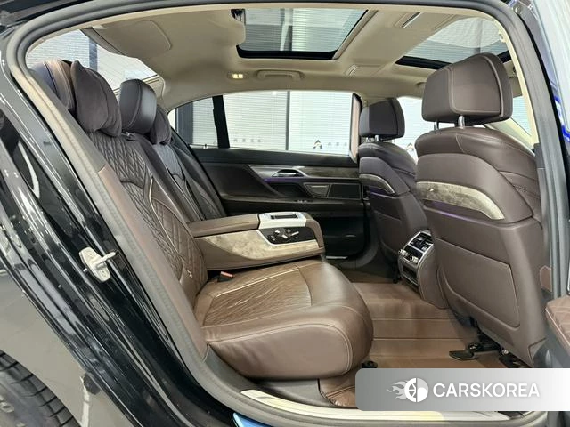 BMW 7 series id 4297692 из Китая 12