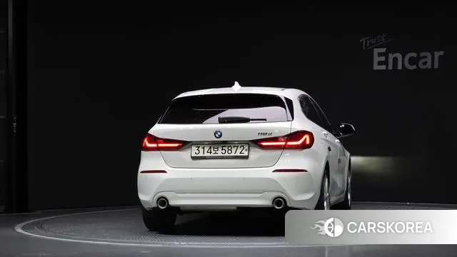 BMW 1 Series (F40) id 2999885 из Кореи 14