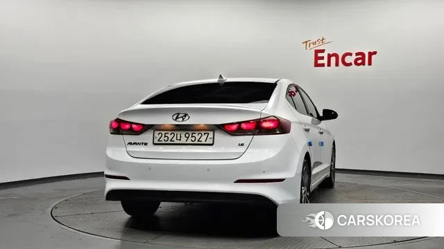 Hyundai Avante AD id 2903054 из Кореи 14