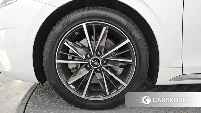 Hyundai The New Grandeur IG id 4625530 из Кореи 28