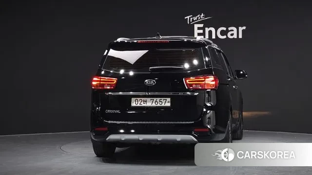 Kia The New Carnival id 3439982 из Кореи 14