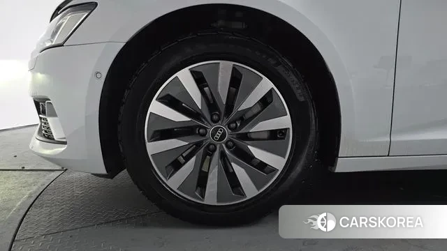 Audi A6 (C8) id 3702377 из Кореи 14