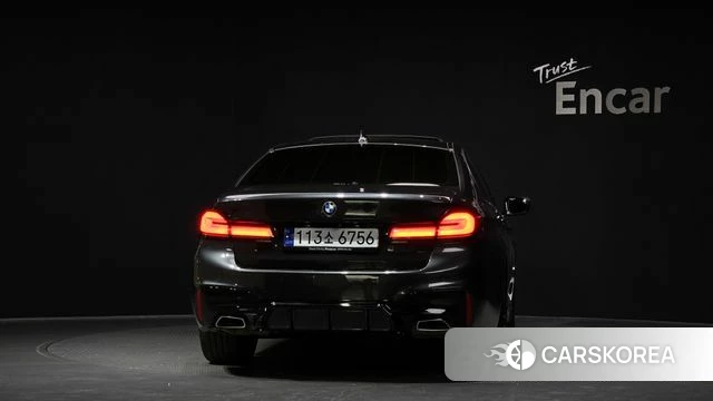 BMW 5 Series (G30) id 4245711 из Кореи 14