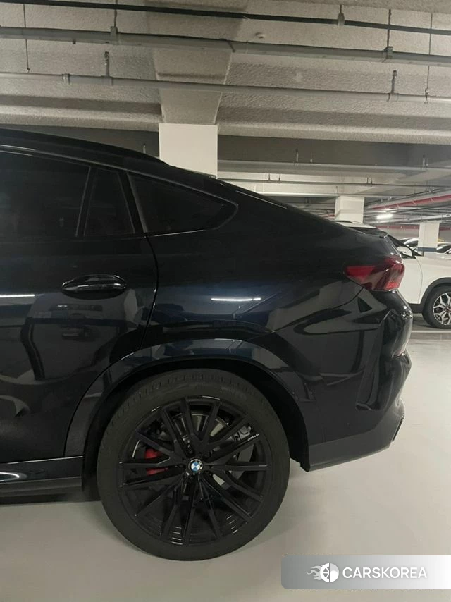 BMW X6 (G06) 2025 Черный из Кореи, фото 4