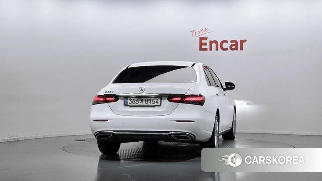 Mercedes-Benz E-Class W213 id 4698036 из Кореи 25