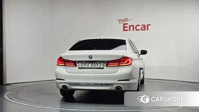 BMW 5 Series (G30) id 4658105 из Кореи 14