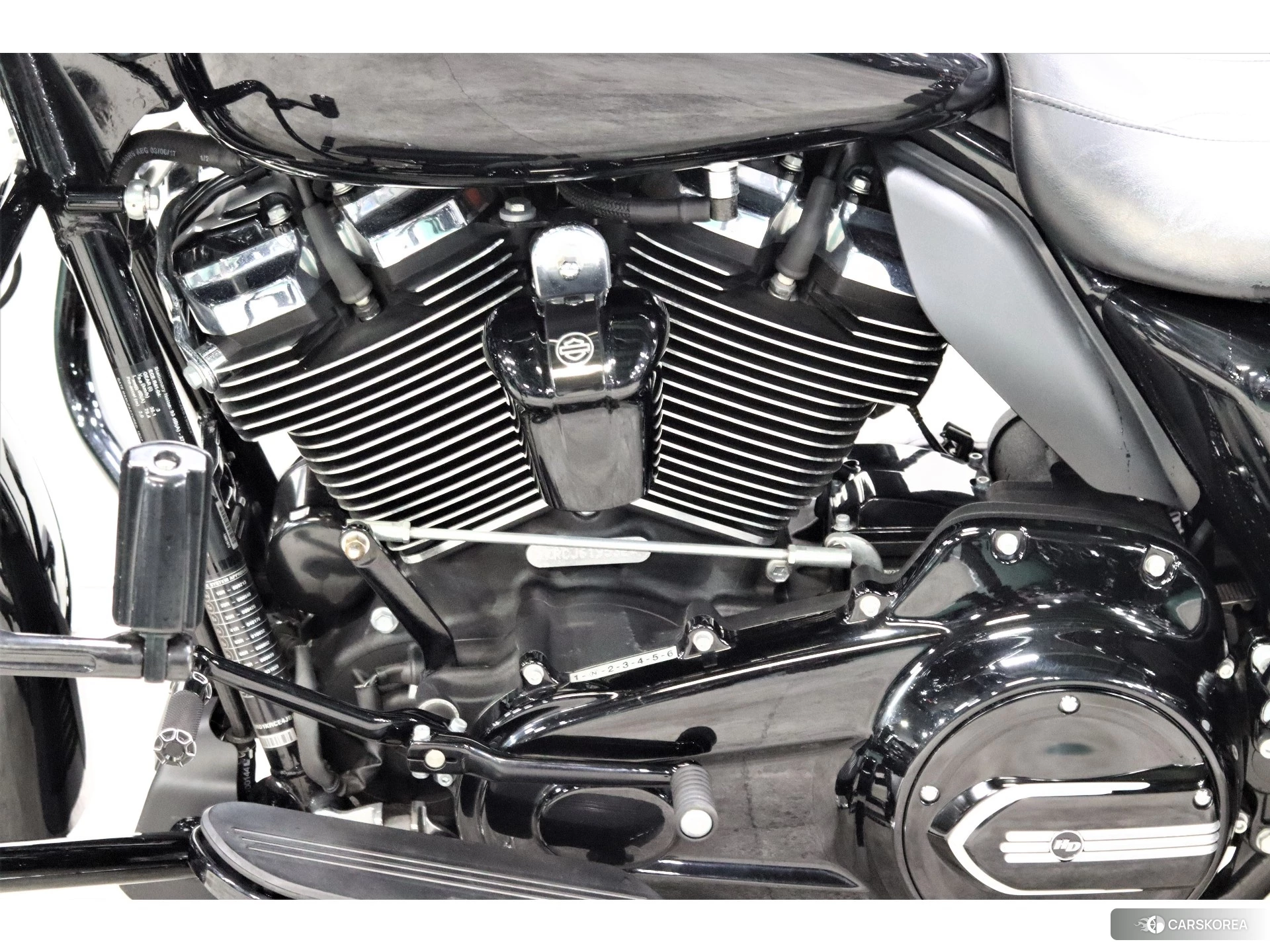Harley-Davidson Street Glide FLHXS1690 id 3948158 из Японии 8