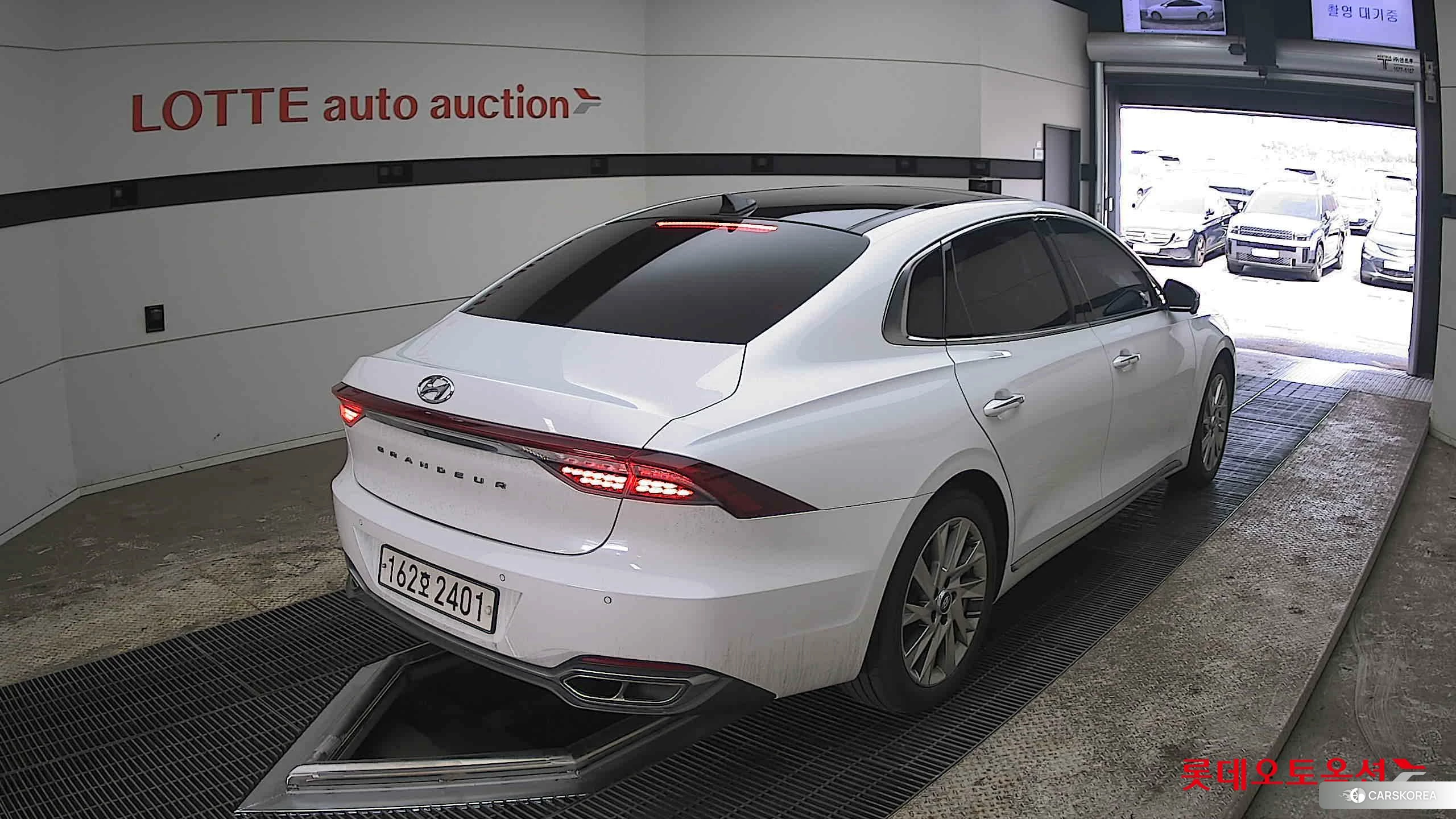 Hyundai Grandeur Hybrid id 3875705 из Кореи 33
