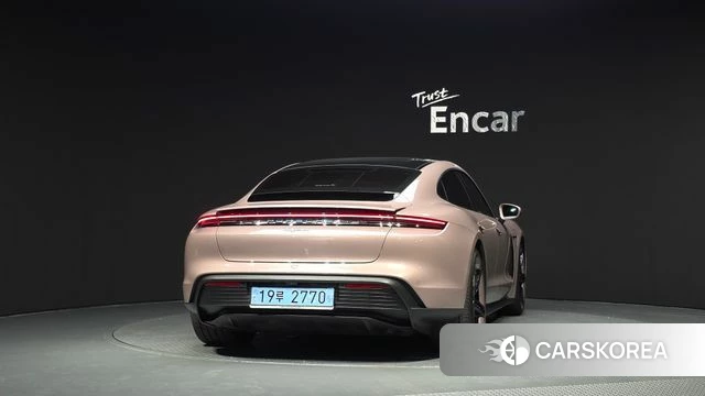 Porsche Taycan id 4427325 из Кореи 34