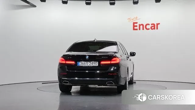 BMW 5 Series (G30) id 2984211 из Кореи 14