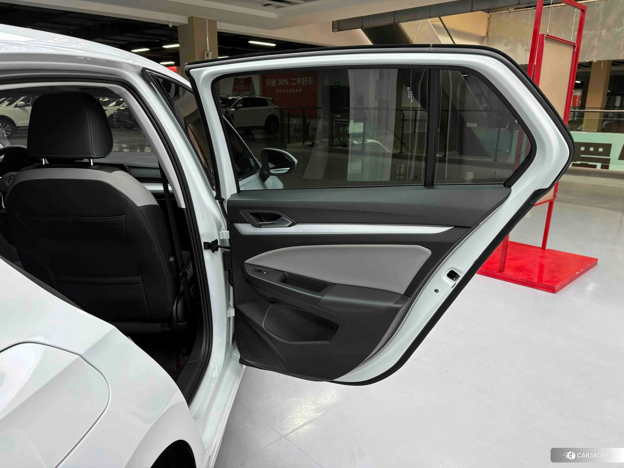 Volkswagen Golf id 4479665 из Китая 34