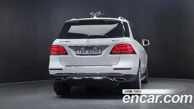 Mercedes-Benz GLE - Class W166 id 2835077 из Кореи 14