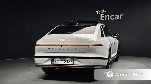 Hyundai Grandeur (GN7) id 3585941 из Кореи 14