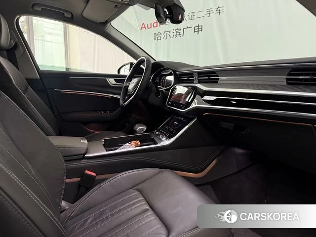 Audi A6L id 4254121 из Китая 9