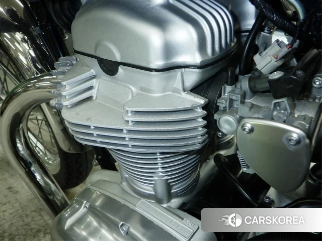 Engine photo