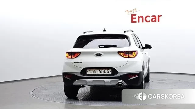 Kia Stonic id 3336470 из Кореи 14