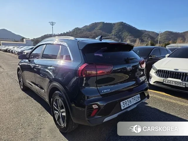 Kia The New Niro id 3535791 из Кореи 14