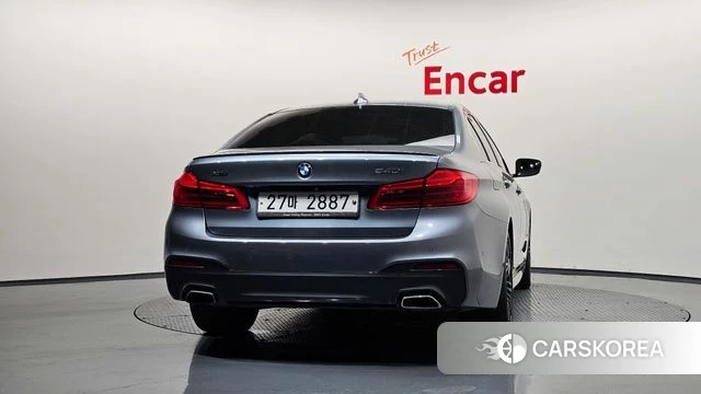 BMW 5 Series (G30) id 4530812 из Кореи 14