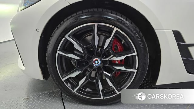 BMW i4 id 4517809 из Кореи 25