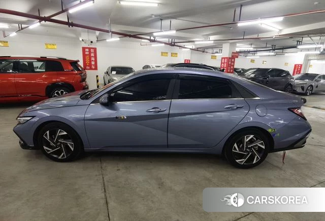 Hyundai Elantra 2024 Синий из Китая, фото 4